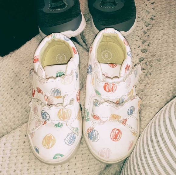 Cat and Jack Toddler Girl Slip on Velcro Dot shoe - Picture 2 of 3